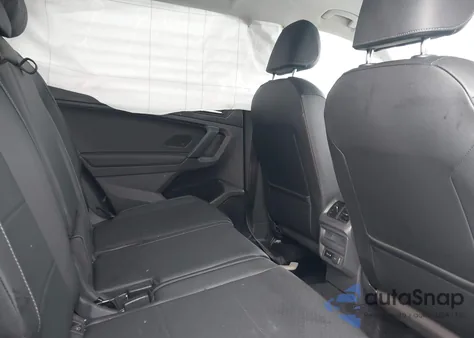 2019 Volkswagen Tiguan 2.0T Se/2.0T Sel/2.0T Sel R-Line/2.0T Sel R-Line Black from USA, damaged, VIN 3VV2B7AX3KM033714